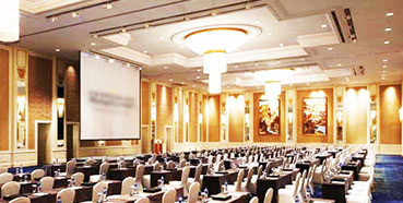 新药研发与产业发展趋向顶峰论坛