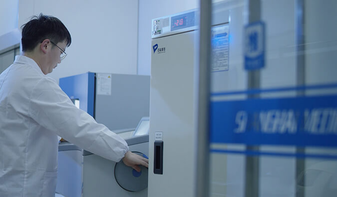 ABSL-2尝试室获得了上海市浦东新区农业村落委员会宣告的《上海市浦东新区动物病原微生物尝试室登记凭证》